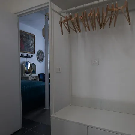 Est Merveilleux - Buttes-chaumont *