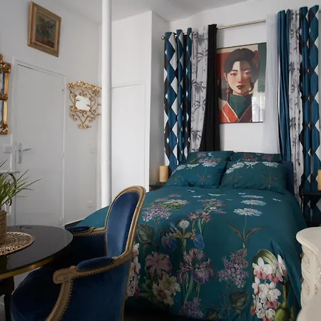 Est Merveilleux - Buttes-chaumont